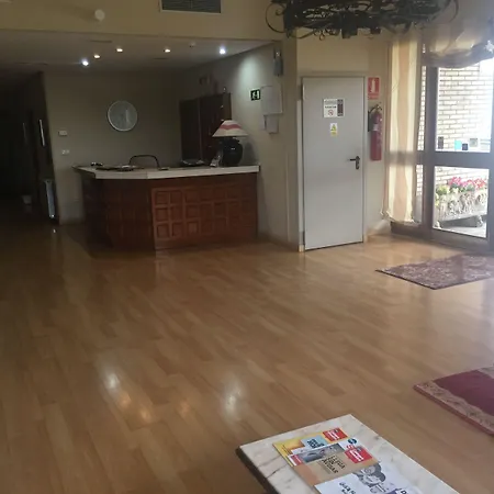 Hotel Carinena Кариньена