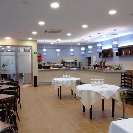 Hotel Carinena Hotell